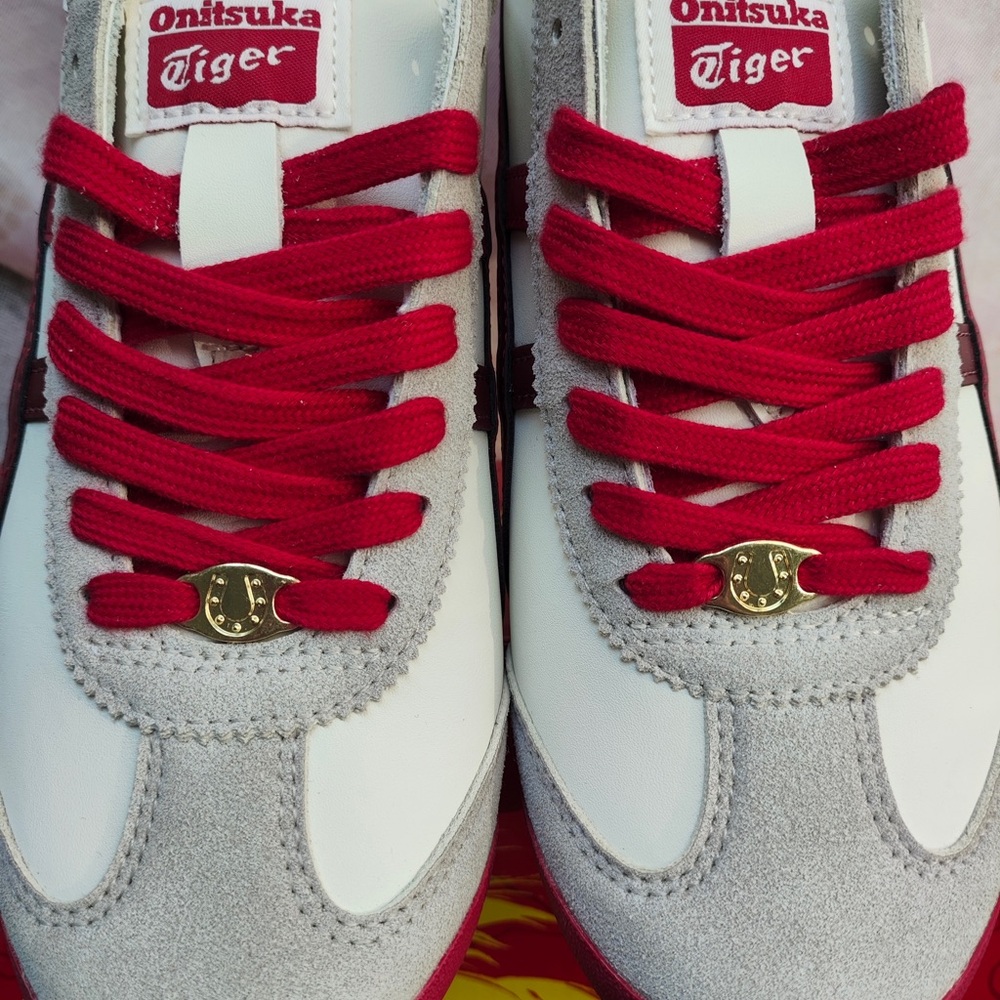 Onitsuka Tiger by Asics White and Red Low-Top Sneakers - Picture 2 of 6